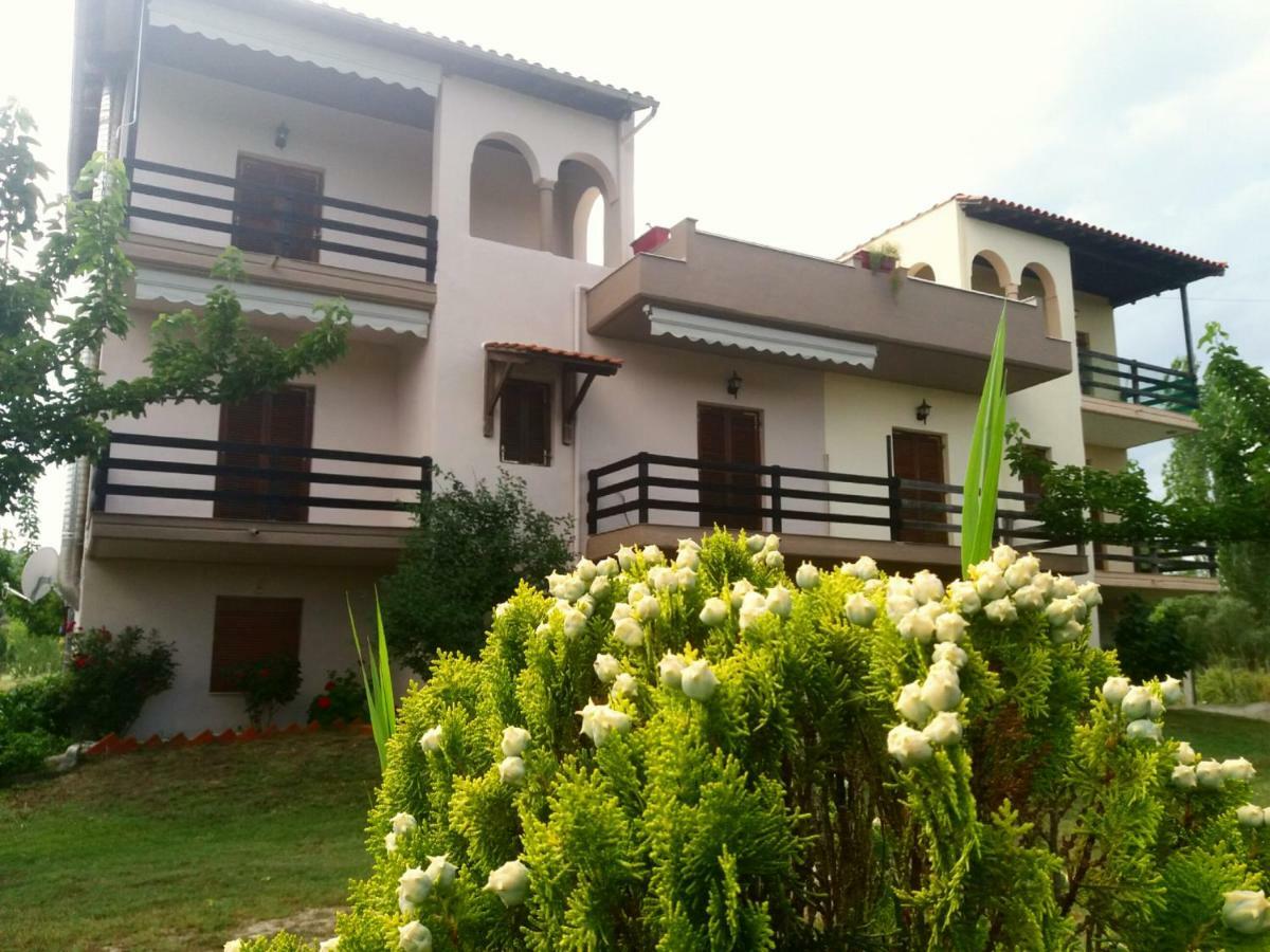 Athina Vourvourou Apartments Ngoại thất bức ảnh